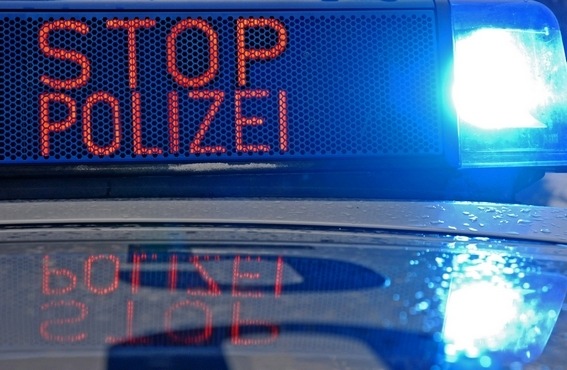 Bundespolizeidirektion München: Untersuchungshaft: Ukrainer unter Schleusungsverdacht / Bundespolizei stoppt mutmaßlichen Schleuser auf B2